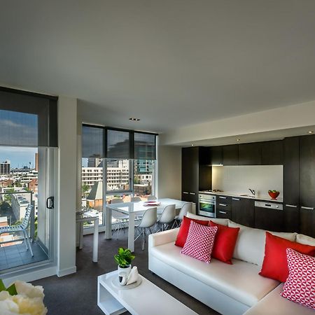 Adele Apartment Hotel East メルボルン エクステリア 写真