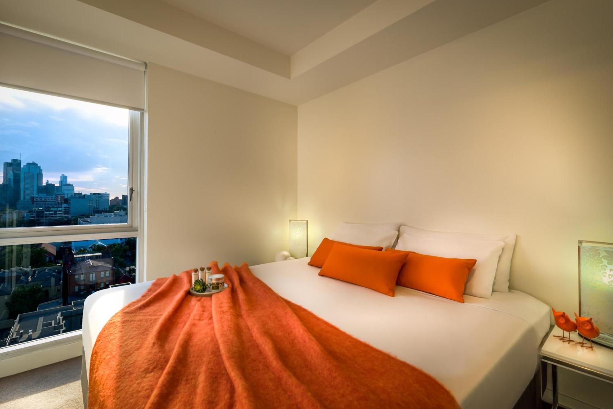 Adele Apartment Hotel East メルボルン エクステリア 写真